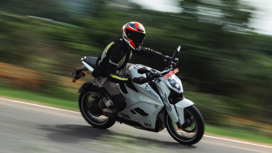 Ultraviolette F77&nbsp;