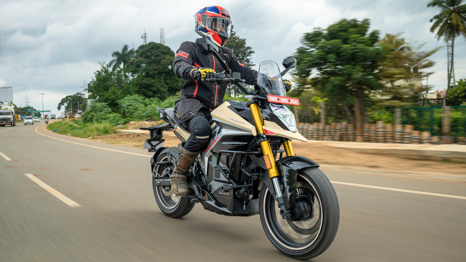 Ultraviolette X47 Crossover