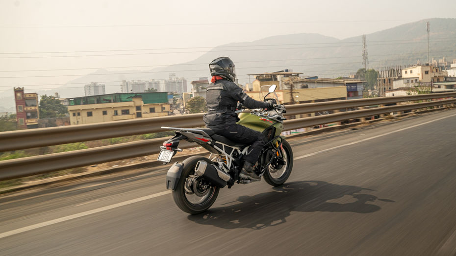 TVS Apache RTX 300
