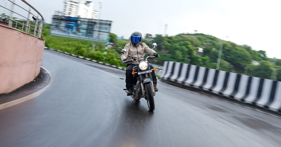 RE Bullet 350 Gallery