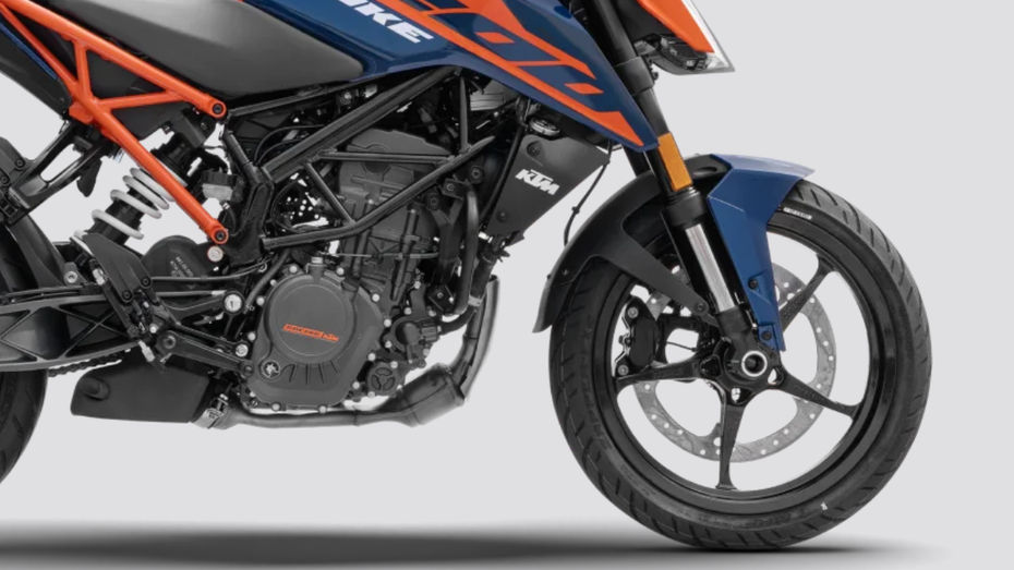 Duke 200 tyre