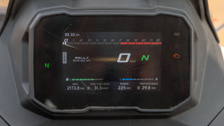 TVS Apache RTX 300 Console
