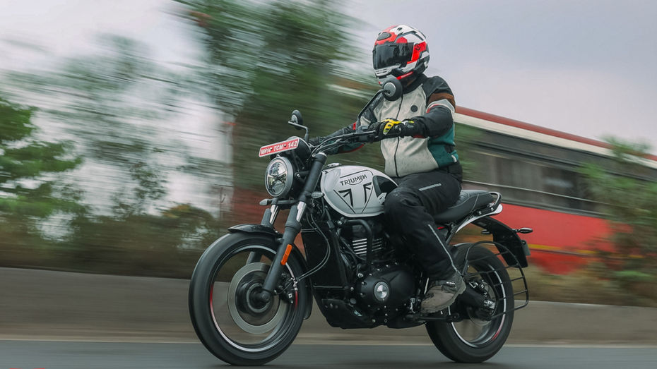 RE Bullet 350 vs Triumph T400