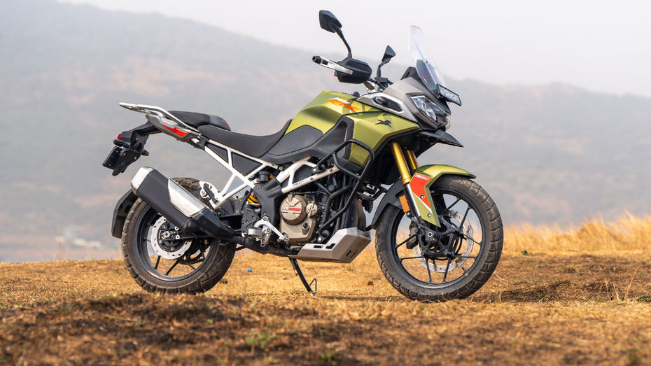 TVS Apache RTX Image Gallery
