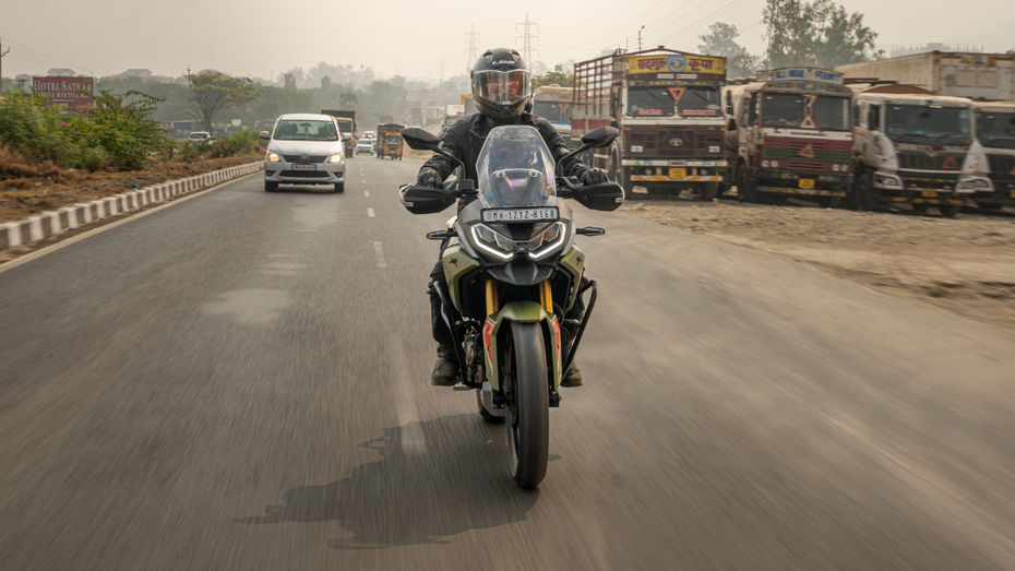 TVS Apache RTX Image Gallery