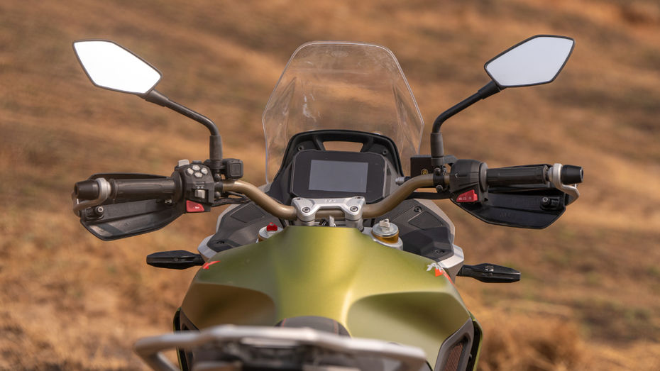 TVS Apache RTX Image Gallery