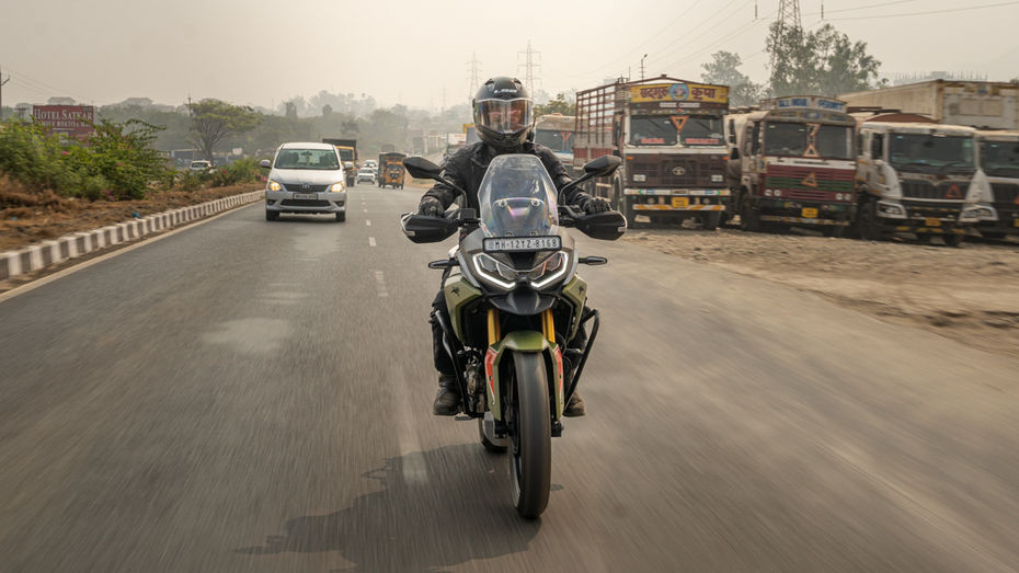 TVS Apache RTX 300 TVS Apache RTX 300