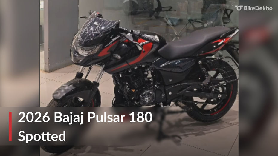 Pulsar 180 Spotted