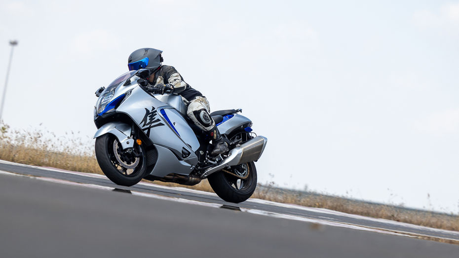 suzuki hayabusa with MRF tyres suzuki hayabusa