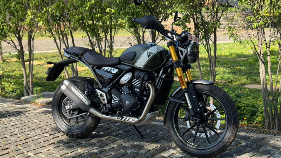 350cc Triumph Scrambler 400 X
