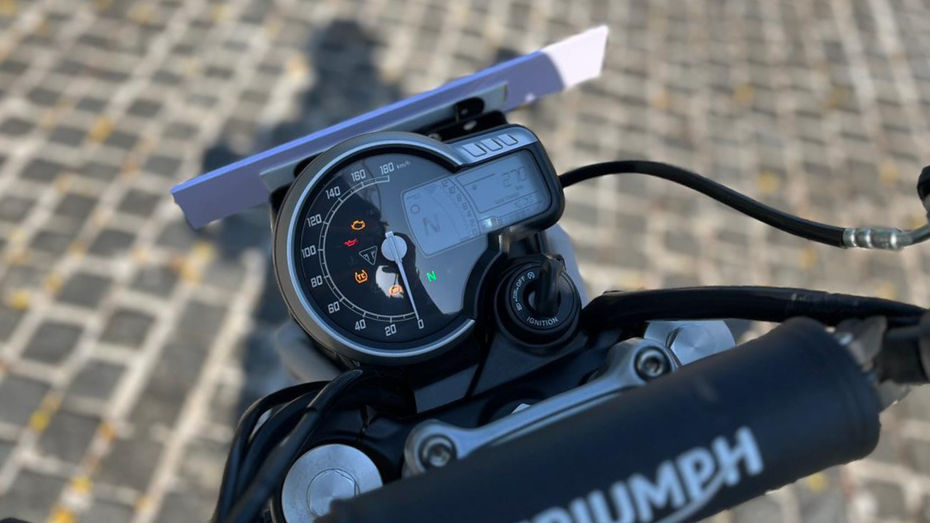 triumph scrambler 400x