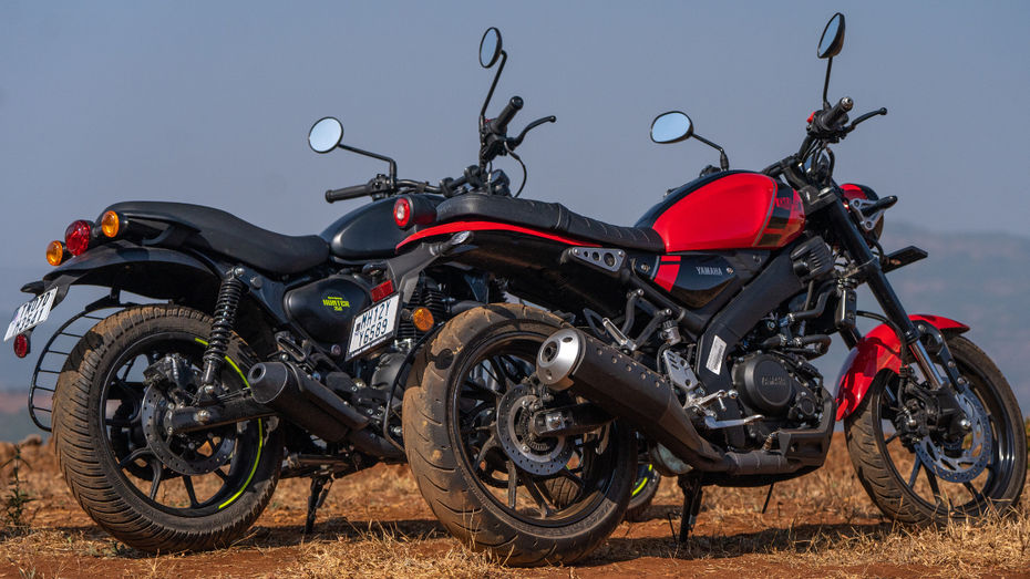 Royal Enfield Hunter vs Yamaha XSR 155