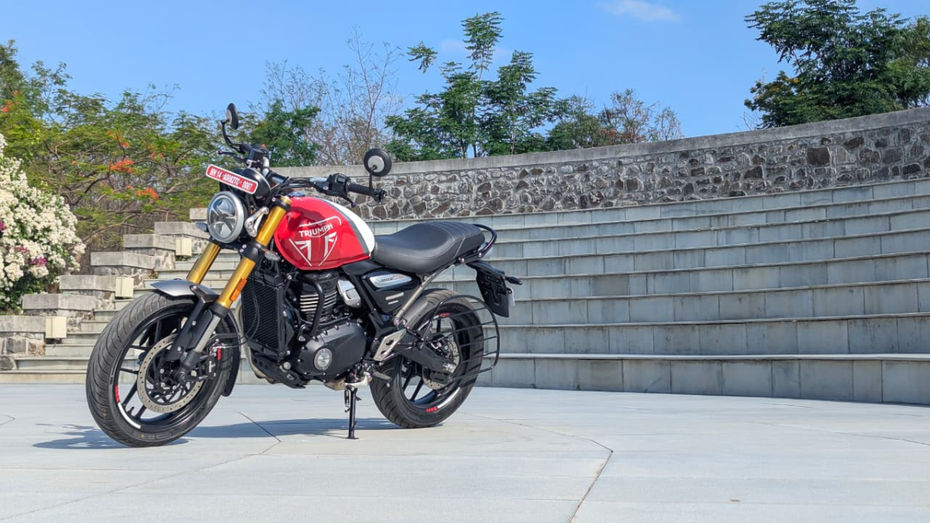 Triumph Tracker 400 and Speed 400: Differences Triumph Tracker 400 and Speed 400: Differences