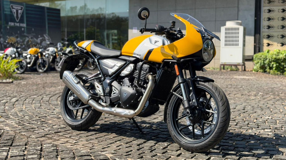 triumph thruxton 400