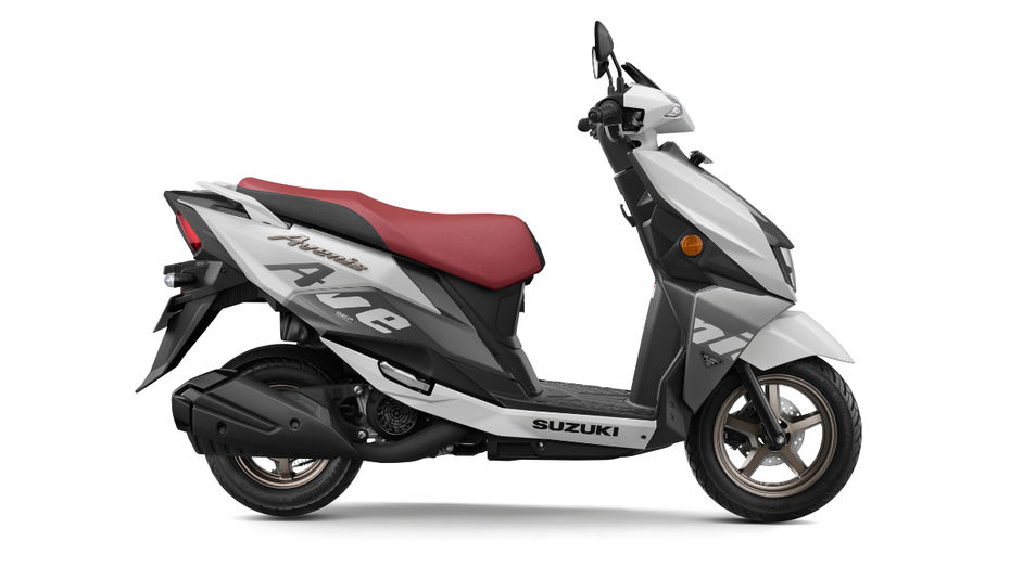 Suzuki Avenis Suzuki Avenis