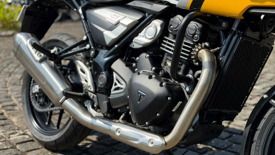 Triumph Thruxton 400 Triumph Thruxton 400