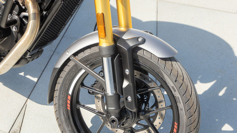 Suspension