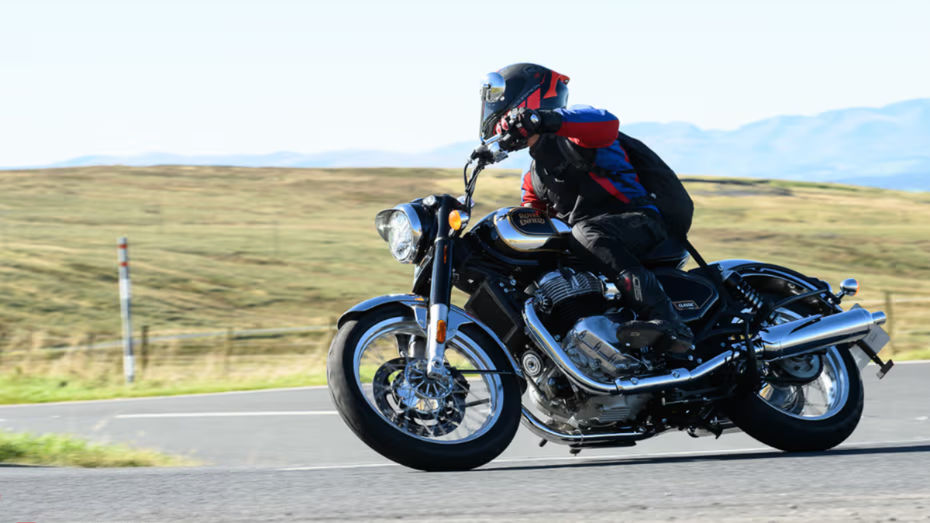 Royal Enfield Bullet 650 vs Royal Enfield Classic 650 Royal Enfield Bullet 650 vs Royal Enfield Classic 650