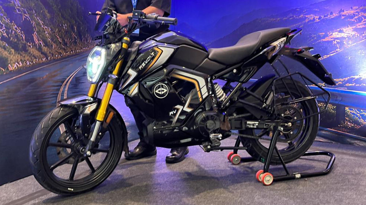 Revolt RVX: Features Explained  In Detail | BikeDekho