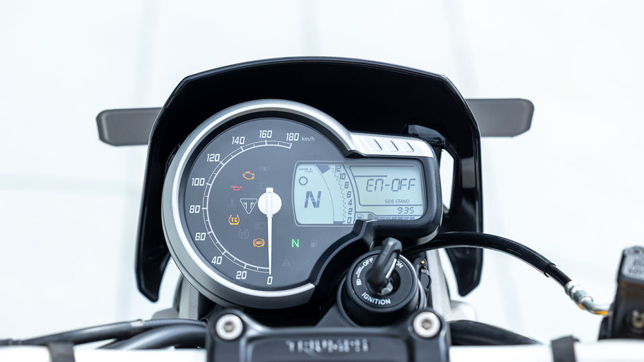 Triumph Tracker 400 Features