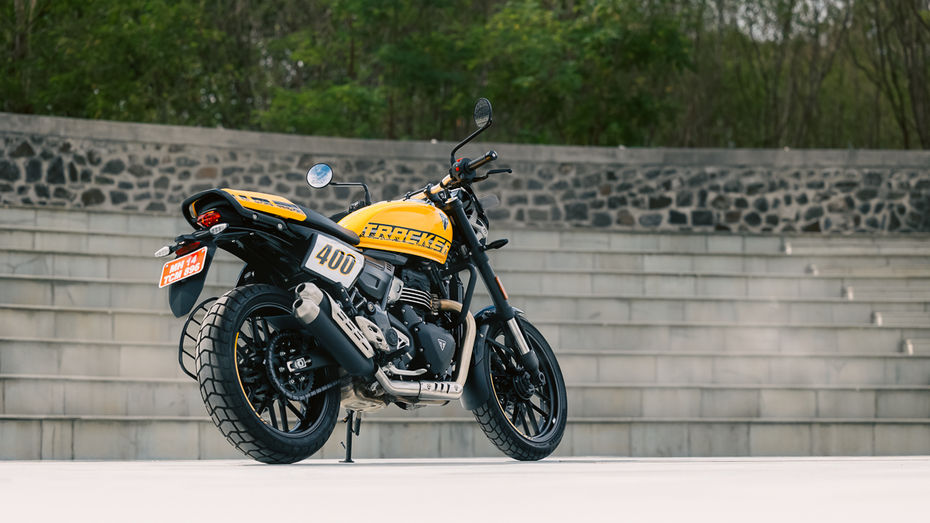 Triumph Tracker 400 Rear Profile