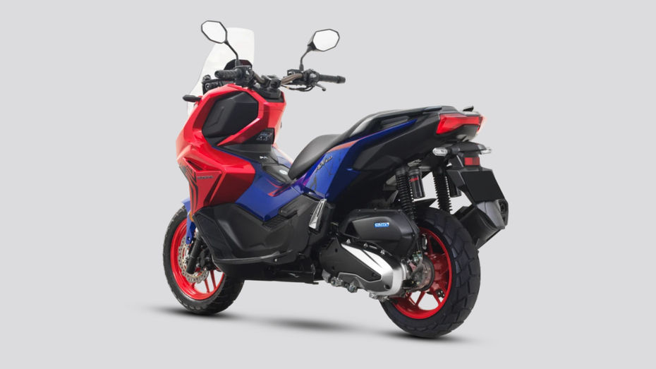 ADV 160 Spiderman Edition