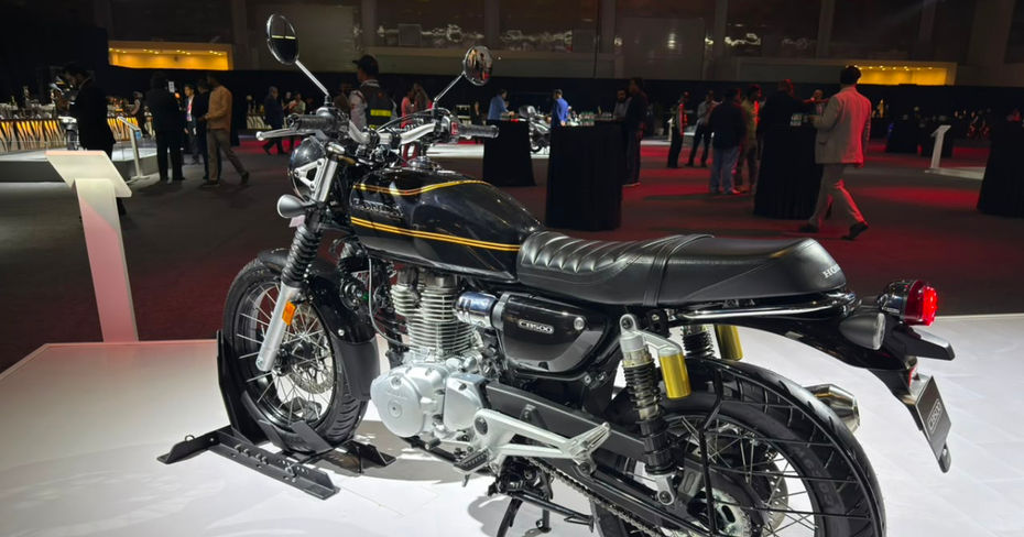 Honda CB 500 vs RE Classic 500 Honda CB 500 vs RE Classic 500
