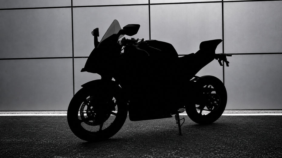 KTM RC 490 Incoming KTM RC 490 Incoming