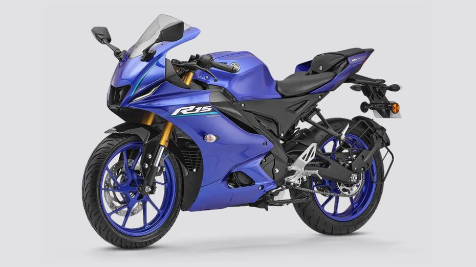 Honda XR 300L Vs Yamaha R15 V4 Honda XR 300L Vs Yamaha R15 V4