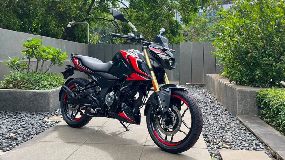 Bajaj Pulsar N160 S