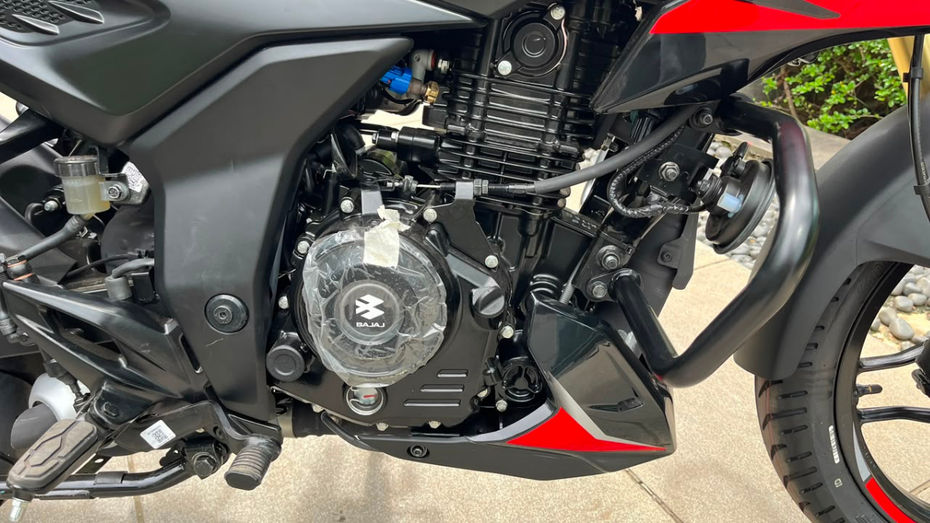 Bajaj Pulsar N160 S