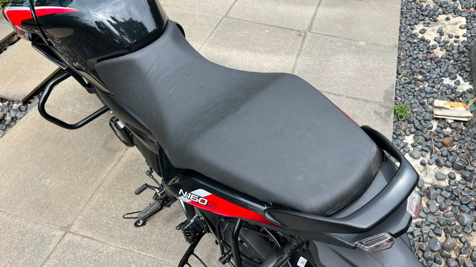 Bajaj Pulsar N160 SS Single Seat Editon Bajaj Pulsar N160 SS Single Seat Editon