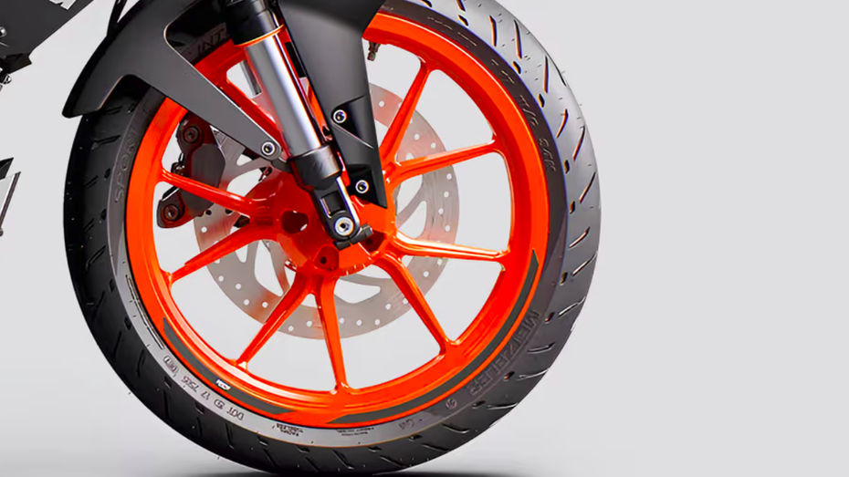 KTM 1390 Super Duke R KTM 1390 Super Duke R