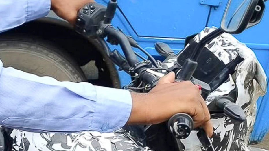 Bajaj ADV Bajaj ADV