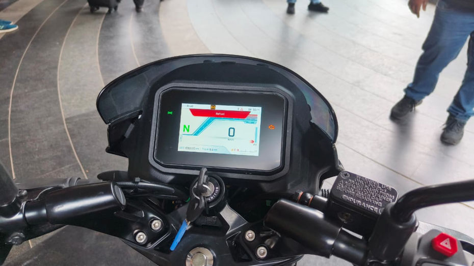 Pulsar 150 VS RTR 160 2V