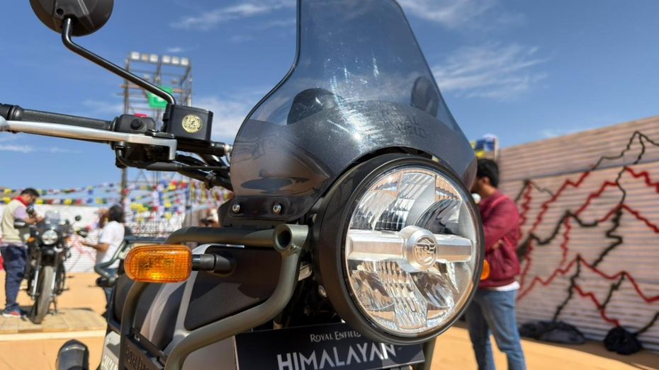 Himalayan 440 vs Himalayan 411 Features
