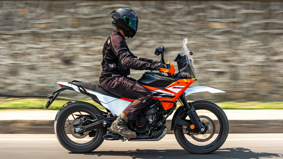 Himalayan 440 vs KTM Adventure 390 Himalayan 440 vs KTM Adventure 390