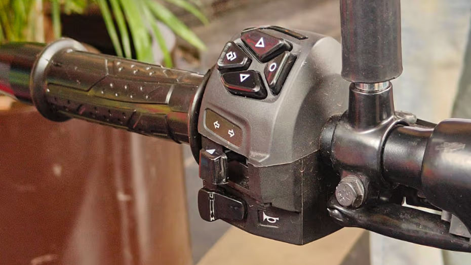 Pulsar 150 Switch Gear