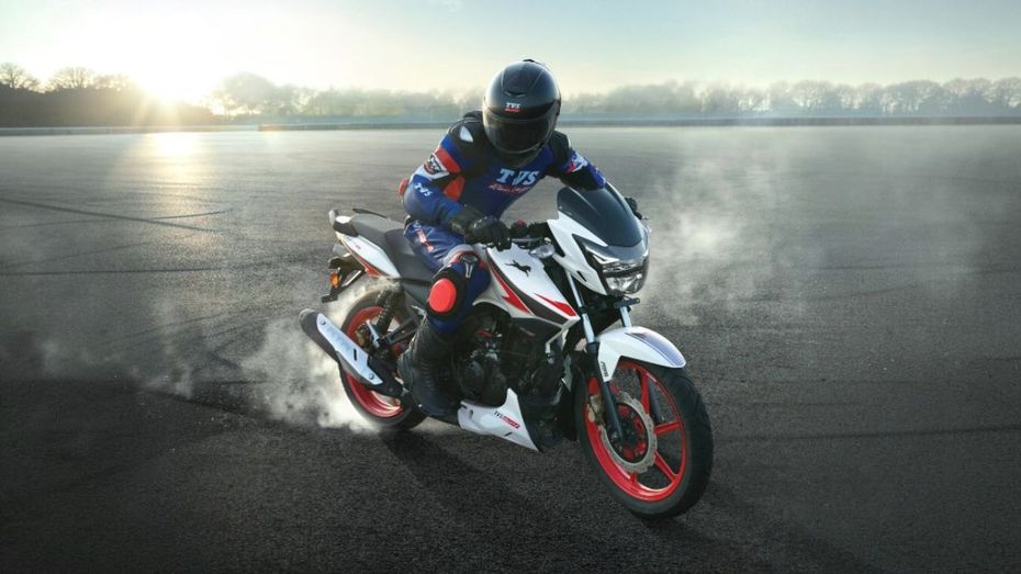 TVS Apache RTR 160 2V