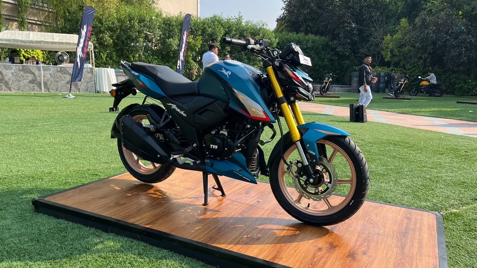 TVS RTR 160 4V Top Variant