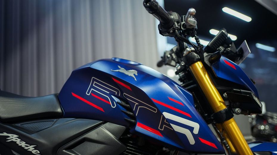 TVS Apache RTR 200 4V Top Model