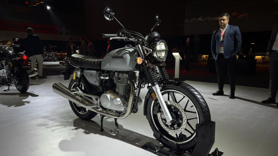 CB500 vs HD X440 CB500 vs HD X440