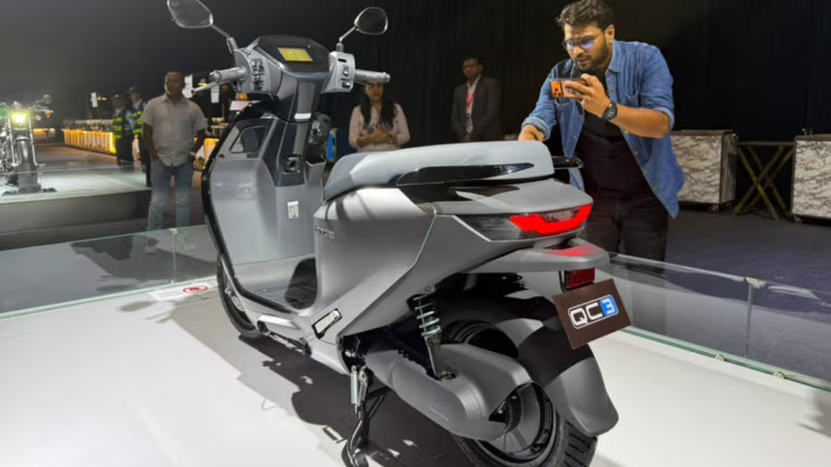 Honda QC3 vs TVS iQube 3.1 kWh: Price Comparison Honda QC3 vs TVS iQube 3.1 kWh: Price Comparison