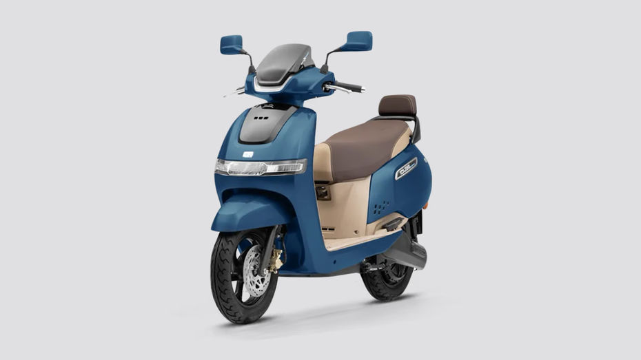 Honda QC3 vs TVS iQube 3.1 kWh: Price Comparison Honda QC3 vs TVS iQube 3.1 kWh: Price Comparison