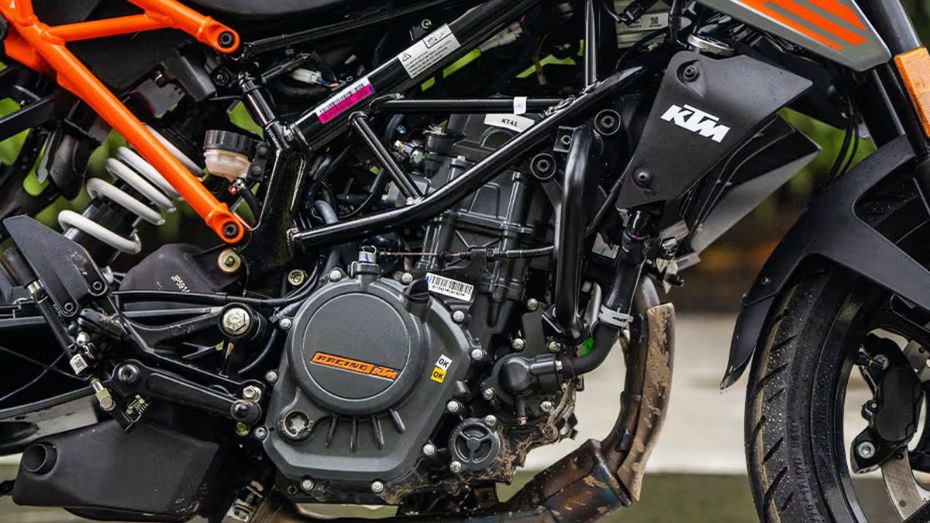 KTM 160 Duke Engine
