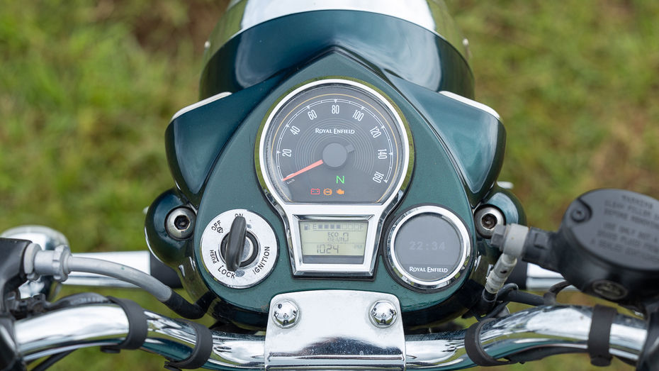 Bonneville T40 vs Classic 350 Bonneville T40 vs Classic 350