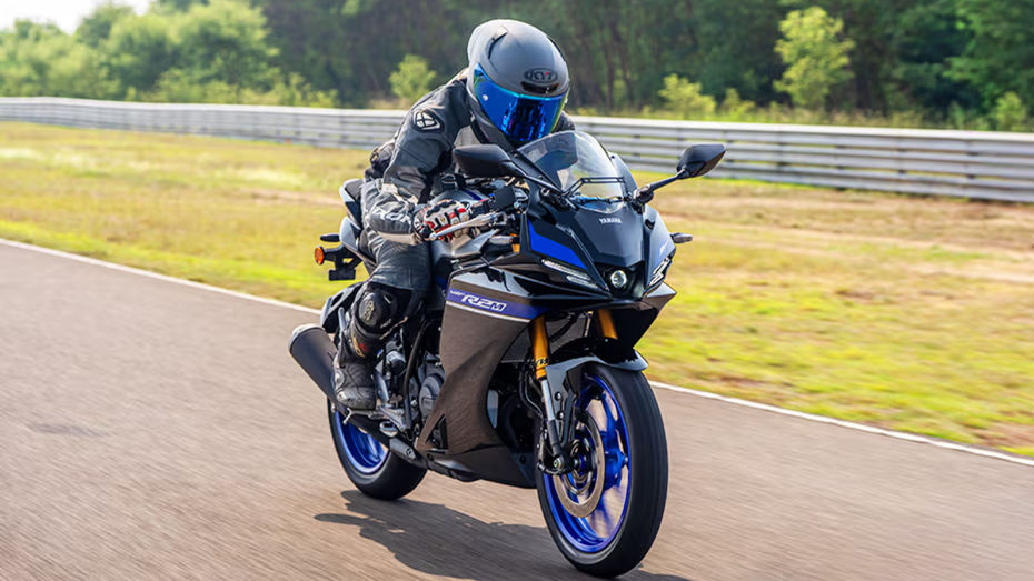 Top 5 200-250cc Bikes To Buy This Diwali Top 5 200-250cc Bikes To Buy This Diwali