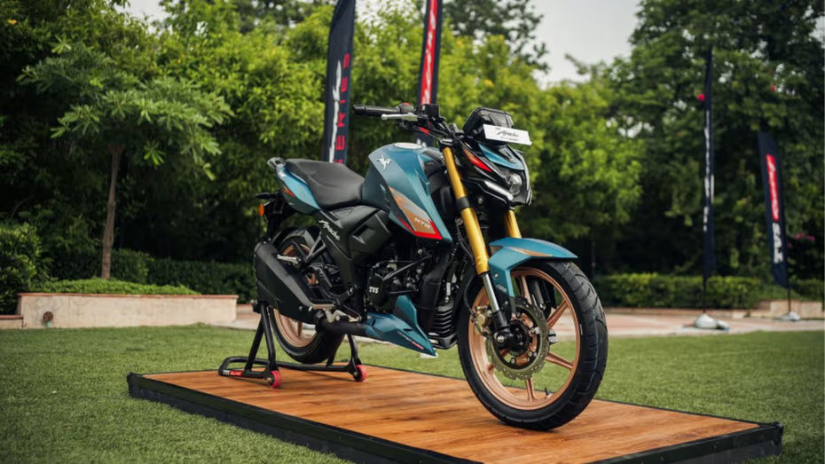 TVS Apache RTR 160 4V TVS Apache RTR 160 4V