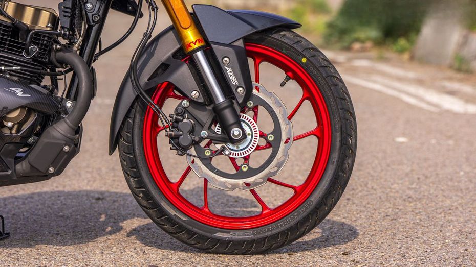 2026 Hero Xtreme 160R 4V Carbon Variant Brakes