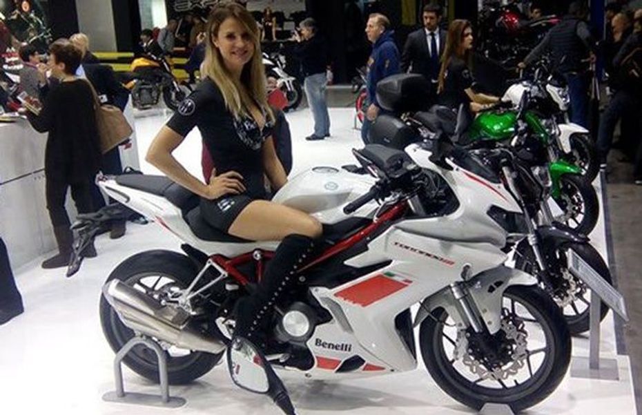 Benelli Tornado 302 Benelli Tornado 302 debuts at 2015 EICMA